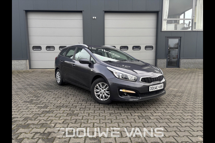 Kia Ceed Attract Airco 1.4 Stuurverwarm. Hill Assist Isofix