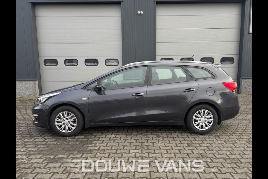 Kia Ceed Attract Airco 1.4 Stuurverwarm. Hill Assist Isofix