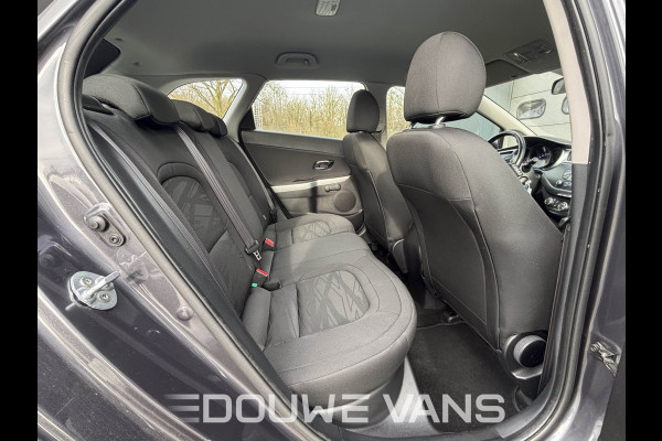 Kia Ceed Attract Airco 1.4 Stuurverwarm. Hill Assist Isofix