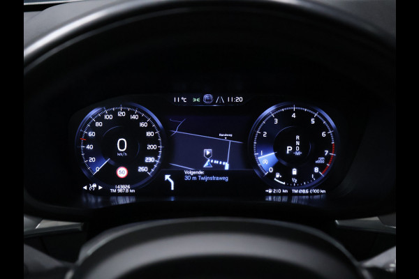 Volvo XC60 2.0 B5 Momentum Exclusive [TREKHAAK, SCHUIFKANTELDAK, MEMORY SEATS, ADAPTIVE CRUISE CONTROL, APPLE CARPLAY, ANDROID AUTO, HARMAN/KARDON, HUD, 360 CAMERA, NIEUWSTAAT]