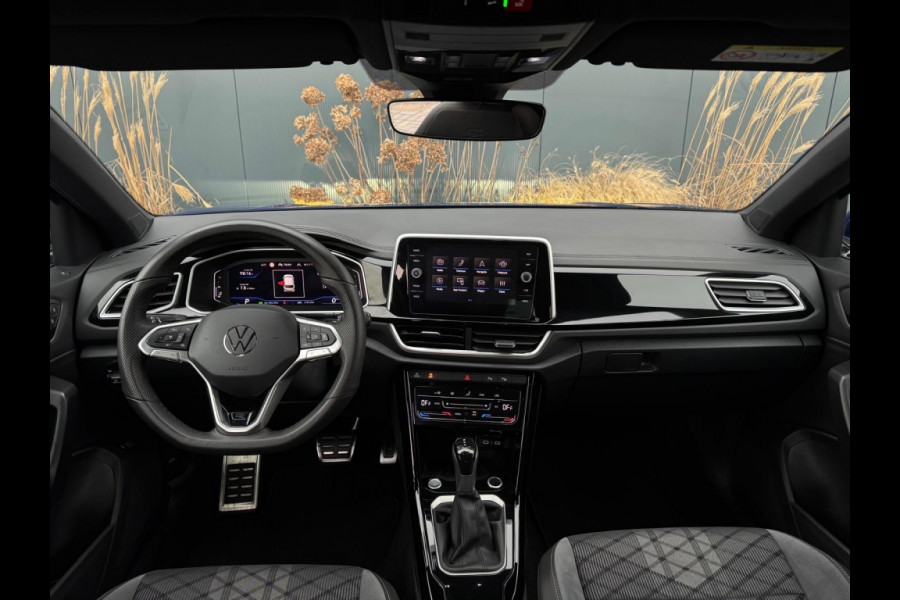 Volkswagen T-Roc 1.5 TSI R-Line 11-2025 IQ LIGHT NAVI CAMERA CLIMATE SPORTVELGEN