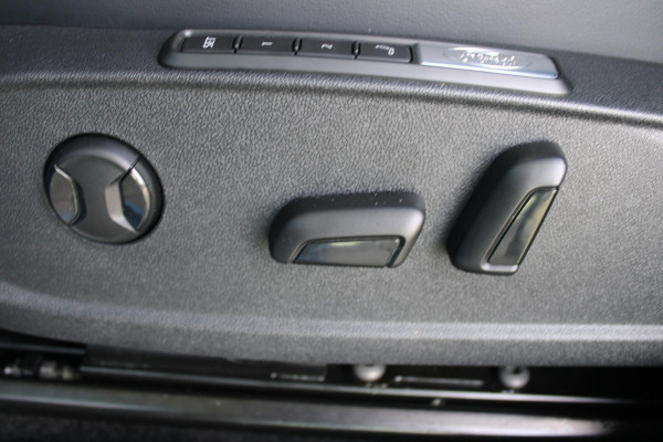 Ford Explorer Premium Extended Range RWD 77 kWh |Panoramadak | 360 graden camera | Head-Up Display | Blue My Mind