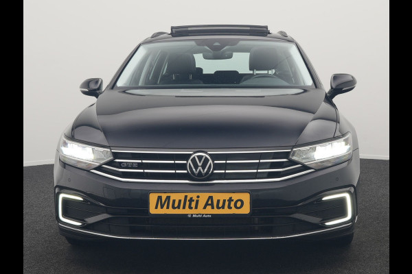 Volkswagen Passat Variant GTE Business Plug In Hybrid 218pk Dealer O.H PHEV | Panodak | Adaptive Cruise |  Sportstoelen Massage & Verwarmd | Camera | Apple Carplay |  BLIS | LED Koplampen |