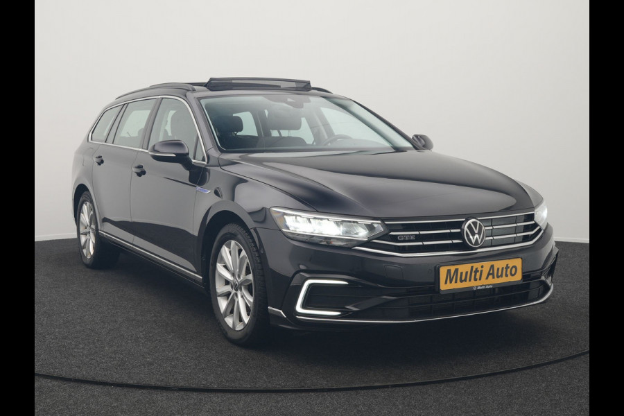 Volkswagen Passat Variant GTE Business Plug In Hybrid 218pk Dealer O.H PHEV | Panodak | Adaptive Cruise |  Sportstoelen Massage & Verwarmd | Camera | Apple Carplay |  BLIS | LED Koplampen |