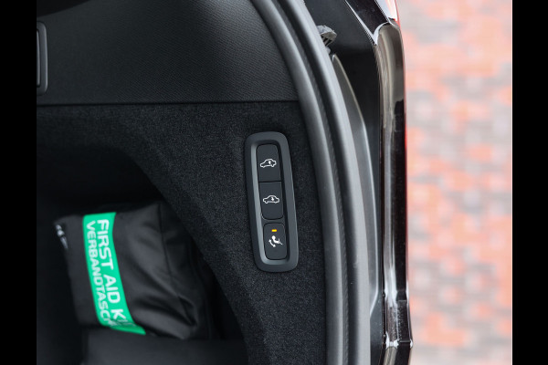 Volvo XC90 T8 AWD Ultra Dark | Heico - Luchtvering - Trekhaak - Bowers&Wilkins