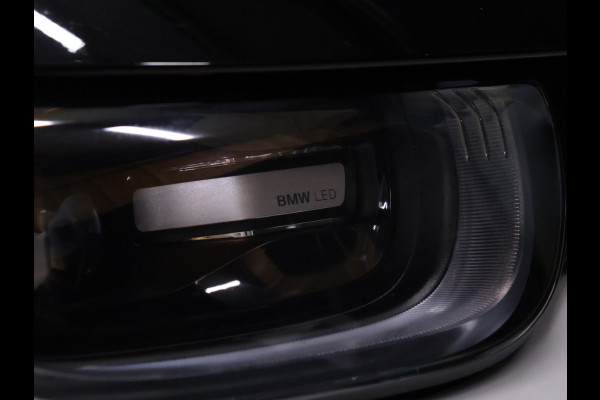 BMW i3 Basis iPerformance 94Ah 33 kWh [ADAPTIVE CRUISE CONTROL, BLUETOOTH TELEFOON, ACHTERUITRIJCAMERA, PDC V+A, BMW LED, STOELVERWARMING, AUTOMATISCHE AIRCO, NIEUWSTAAT]