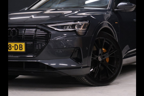 Audi e-tron e-tron 55 quattro advanced 95 kWh [TREKHAAK, SCHUIFKANTELDAK, LUCHTVERING, MEMORY SEATS, ADAPTIVE CRUISE CONTROL, APPLE CARPLAY, ANDROID AUTO, PDC V+A, STOELVERWARMING, NIEUWSTAAT]