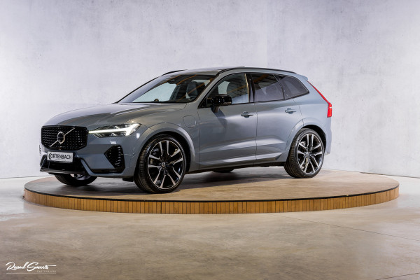 Volvo XC60 2.0 T8 Plug-in hybrid AWD Ultimate Dark Long range | Luchtvering | Bowers&Wilkins | Zwenkbare trekhaak | Panorama dak | Wol interieur |