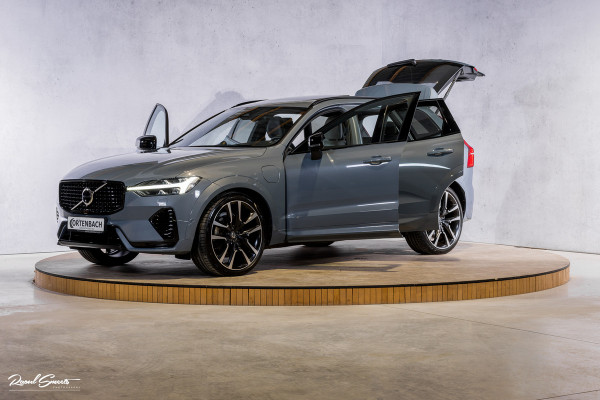 Volvo XC60 2.0 T8 Plug-in hybrid AWD Ultimate Dark Long range | Luchtvering | Bowers&Wilkins | Zwenkbare trekhaak | Panorama dak | Wol interieur |