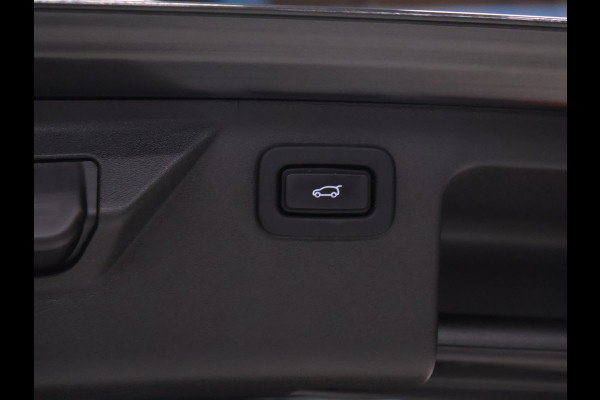 Land Rover Discovery Sport P300e 1.5 R-Dynamic SE *WEEKAANBIEDING* [MEMORY SEATS, APPLE CARPLAY, TREKHAAK AFNEEMBAAR, ANDROID AUTO, CRUISE CONTROL, HUD, 360 CAMERA, PDC V+A, ELEKTRISCHE ACHTERKLEP, NIEUWSTAAT]