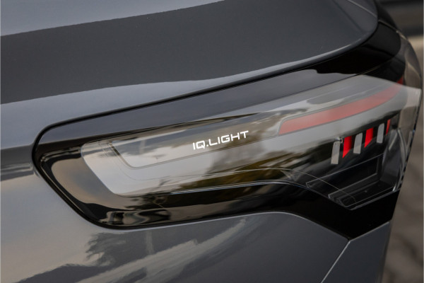 Volkswagen Tiguan 1.5 eHybrid R-Line Pano-20''-Black