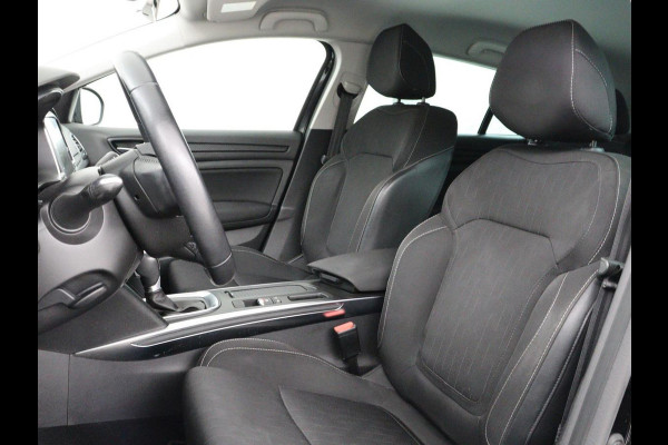 Renault Mégane 1.3 TCe Limited | Automaat | Stoelverwarming | Camera | Trekhaak | Navigatie | Keyless | Climate control | Parkeerhulp | Cruise control