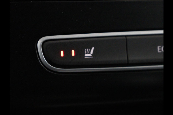 Renault Mégane 1.3 TCe Limited | Automaat | Stoelverwarming | Camera | Trekhaak | Navigatie | Keyless | Climate control | Parkeerhulp | Cruise control