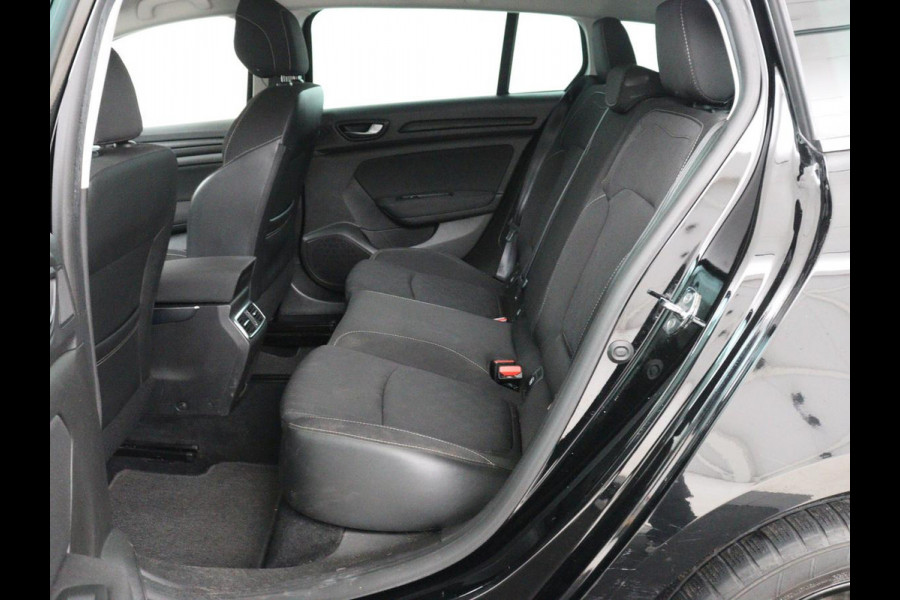 Renault Mégane 1.3 TCe Limited | Automaat | Stoelverwarming | Camera | Trekhaak | Navigatie | Keyless | Climate control | Parkeerhulp | Cruise control