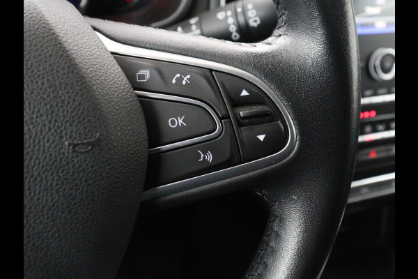 Renault Mégane 1.3 TCe Limited | Automaat | Stoelverwarming | Camera | Trekhaak | Navigatie | Keyless | Climate control | Parkeerhulp | Cruise control