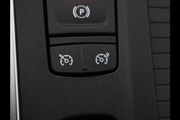 Renault Mégane 1.3 TCe Limited | Automaat | Stoelverwarming | Camera | Trekhaak | Navigatie | Keyless | Climate control | Parkeerhulp | Cruise control