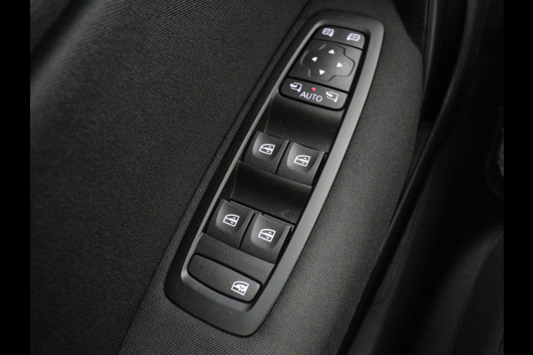 Renault Mégane 1.3 TCe Limited | Automaat | Stoelverwarming | Camera | Trekhaak | Navigatie | Keyless | Climate control | Parkeerhulp | Cruise control