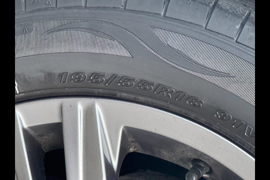 Volkswagen Polo 1.0 TSI Highline - Apple CarPlay / Navigatie Airco I LED I PDC I Sport velgen & interieur I Dealer onderhouden