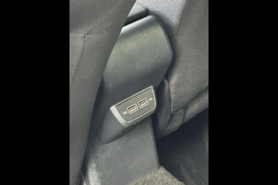 Volkswagen Polo 1.0 TSI Highline - Apple CarPlay / Navigatie Airco I LED I PDC I Sport velgen & interieur I Dealer onderhouden