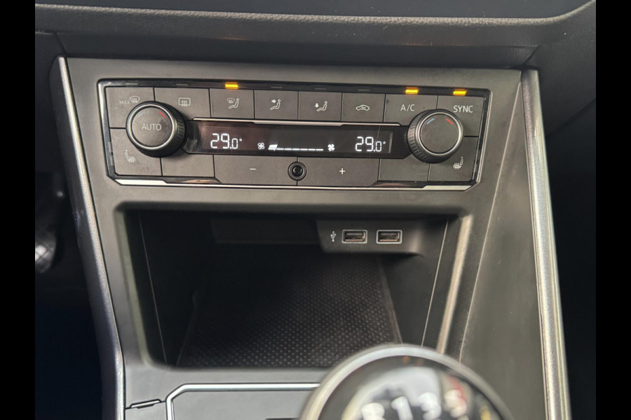 Volkswagen Polo 1.0 TSI Highline - Apple CarPlay / Navigatie Airco I LED I PDC I Sport velgen & interieur I Dealer onderhouden