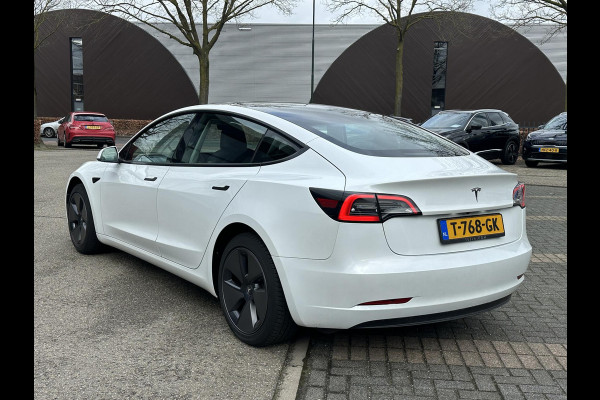 Tesla Model 3 Standard RWD Plus 60 kWh | SOH 93% | VOLLEDIGE TESLA GARANTIE TOT 01-06-2027 OF 80k KM | STOEL VERWARMING VOOR/ACHTER | STUURVERWARMING | NETTE AUTO |
