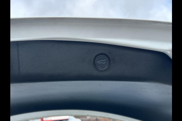 Tesla Model 3 Standard RWD Plus 60 kWh | SOH 93% | VOLLEDIGE TESLA GARANTIE TOT 01-06-2027 OF 80k KM | STOEL VERWARMING VOOR/ACHTER | STUURVERWARMING | NETTE AUTO |