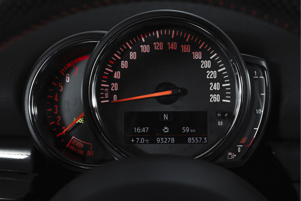 MINI Clubman 1.5 One Chili 100 PK | Cruise | Stoelverw. | Harman/Kardon | PDC | Camera | NAV + App. Connect | ECC | LM 18" |