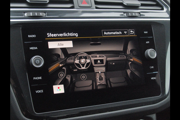 Volkswagen Tiguan 1.5 TSI R-Line Business+ | Black Style | Sfeerverlichting | Leer | Virtual Cockpit | Apple Carplay | NL-Auto |
