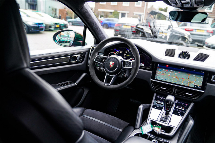 Porsche Cayenne Coupé 3.0 E-Hybrid | Alcantara | Bose | Carbon | HuD | 360 Camera