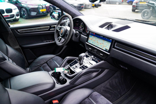 Porsche Cayenne Coupé 3.0 E-Hybrid | Alcantara | Bose | Carbon | HuD | 360 Camera