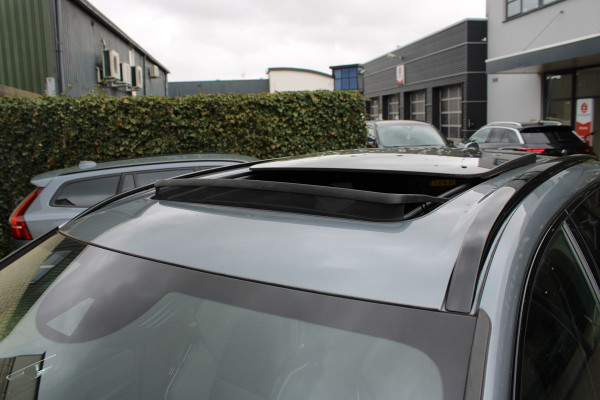 Volvo XC60 2.0 Recharge T6 AWD R-Design | Trekhaak | Adaptieve cruise | Panoramadak | H&K | Winterpack |