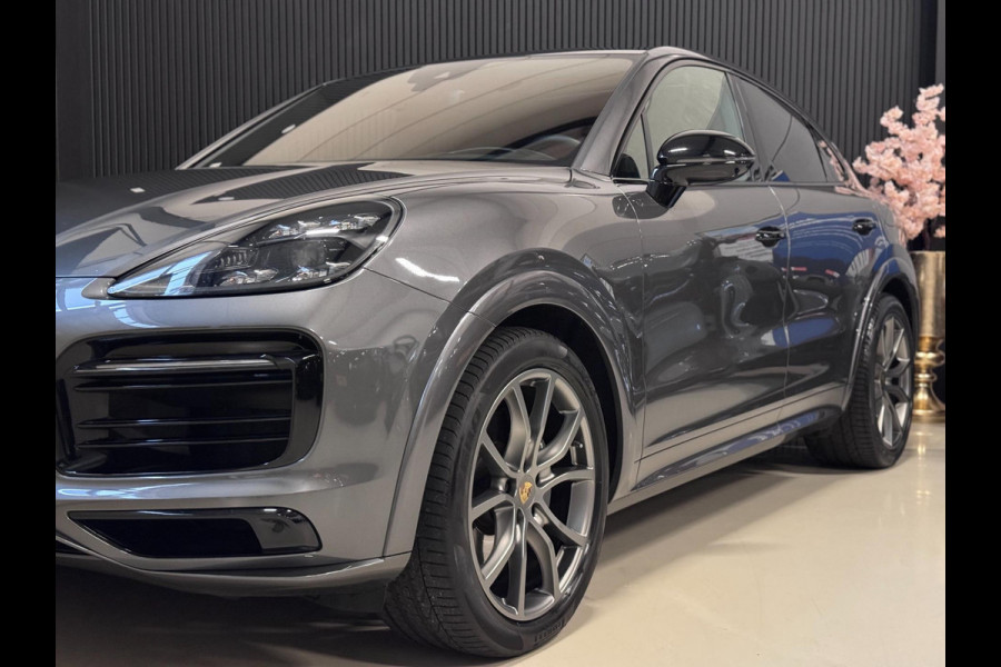 Porsche Cayenne Coupé 3.0 E-Hybrid | ORG. NL | SPORT DESIGN | PANO | TREKHAAK | HUD | SPORT CHRONO | LUCHTVERING