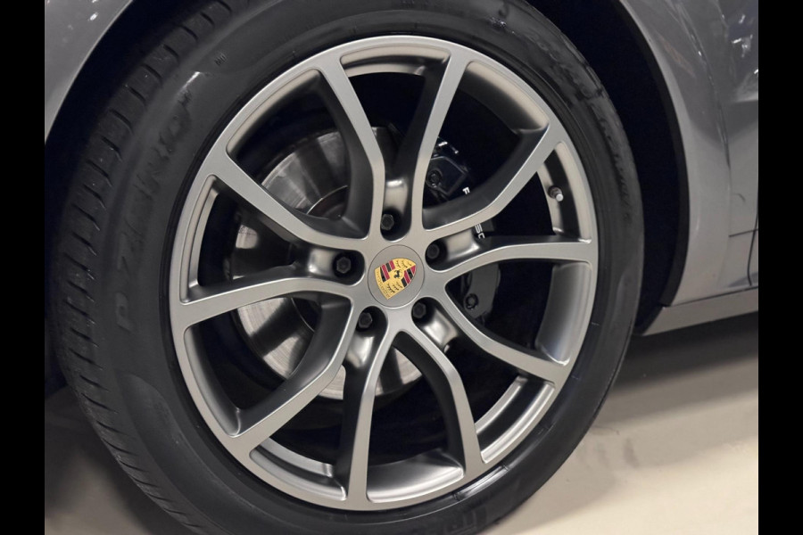 Porsche Cayenne Coupé 3.0 E-Hybrid | ORG. NL | SPORT DESIGN | PANO | TREKHAAK | HUD | SPORT CHRONO | LUCHTVERING