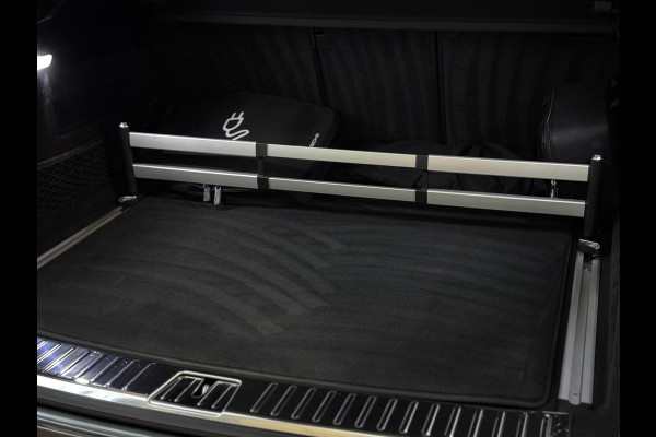 Porsche Cayenne Coupé 3.0 E-Hybrid | ORG. NL | SPORT DESIGN | PANO | TREKHAAK | HUD | SPORT CHRONO | LUCHTVERING