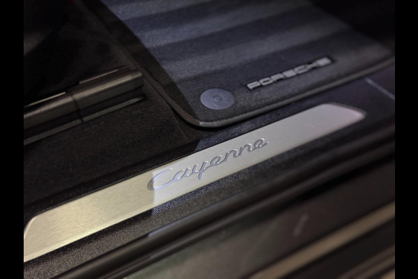 Porsche Cayenne Coupé 3.0 E-Hybrid | ORG. NL | SPORT DESIGN | PANO | TREKHAAK | HUD | SPORT CHRONO | LUCHTVERING