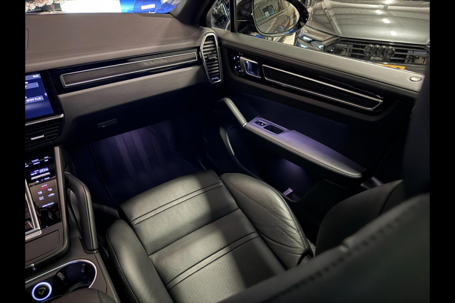 Porsche Cayenne Coupé 3.0 E-Hybrid | ORG. NL | SPORT DESIGN | PANO | TREKHAAK | HUD | SPORT CHRONO | LUCHTVERING
