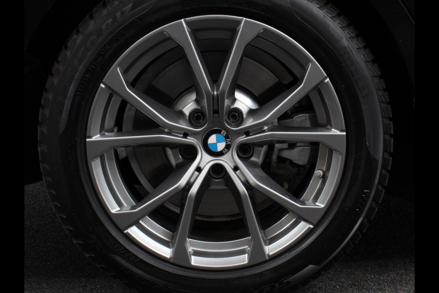 BMW 3 Serie Touring 320e Plug in Hybride | Climate control | Adaptive Cruise Control | Parkeersensoren | Navigatie | LED | Apple Carplay/ Android Auto | Camera