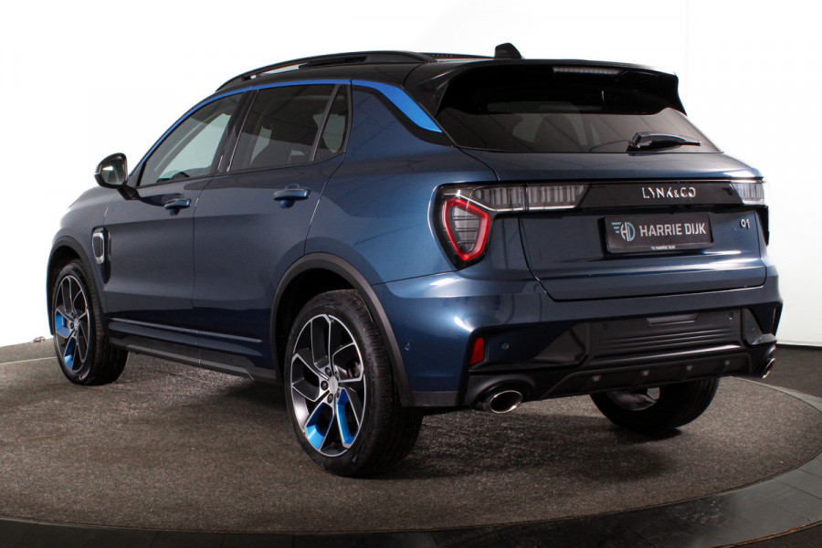 Lynk & Co 01 1.5 PHEV 261PK MY22 | Trekhaak | 360 Camera | 7.4 kWh Boordlader | S/K-panodak | Adapt. Cruise | Memory | Elek. klep | LM 20" |