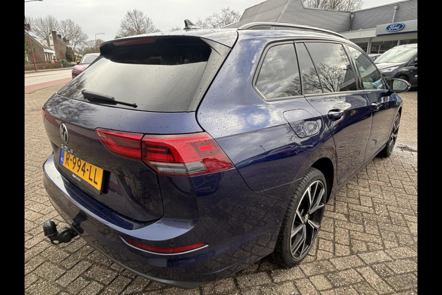 Volkswagen Golf Variant 1.0 TSI Life Business 110PK | Adaptieve Cruise | CarPlay | Stoelverwarming | Elektr. Stoel | Camera
