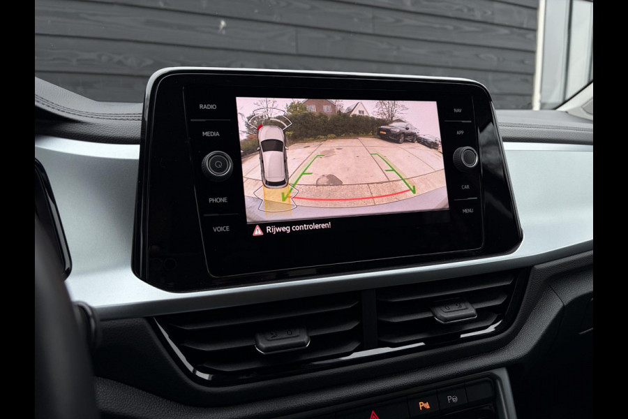 Volkswagen T-Roc 1.5 TSI Life - ACC l Apple Cplay l Camera l Navigatie