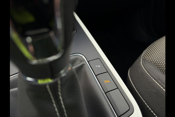 Seat Arona 1.0 TSI Xcellence Business Intense - Led l ACC l Camera l Virt. Cockp. l Apple Cplay l Keyless