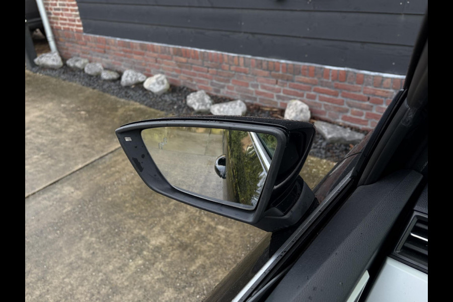 Seat Arona 1.0 TSI Xcellence Business Intense - Led l ACC l Camera l Virt. Cockp. l Apple Cplay l Keyless