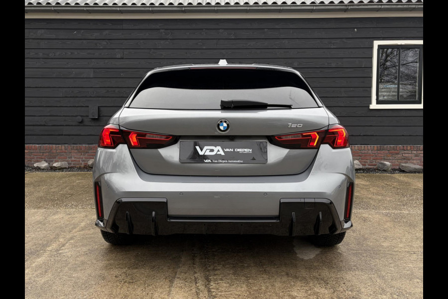BMW 1-serie 120i M Sport Design Edition - Panorama l H/Kardon l 360cam l HUD l Memory