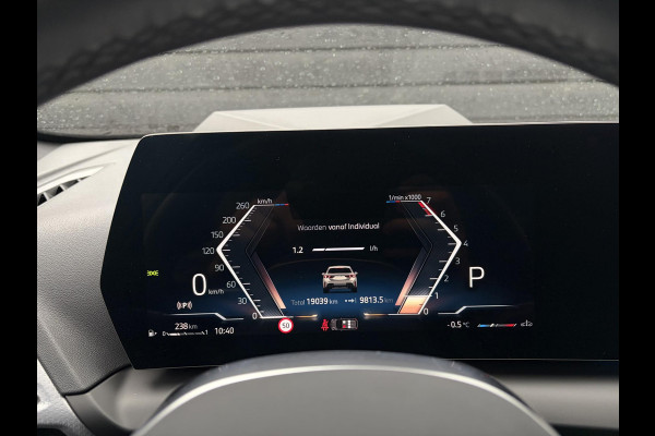 BMW 1-serie 120i M Sport Design Edition - Panorama l H/Kardon l 360cam l HUD l Memory