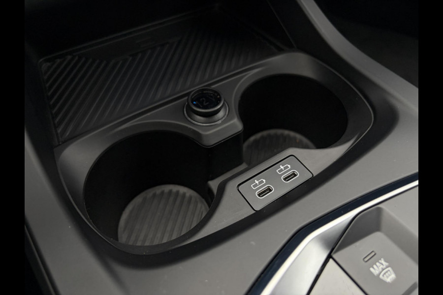 BMW 1-serie 120i M Sport Design Edition - Panorama l H/Kardon l 360cam l HUD l Memory