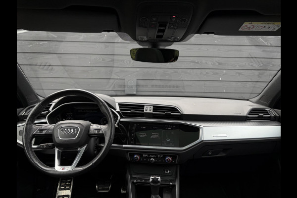 Audi Q3 45 TFSI e S edition - 3x S-Line l Panorama l Camera l Memory l Apple carplay l ACC