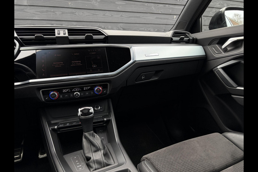 Audi Q3 45 TFSI e S edition - 3x S-Line l Panorama l Camera l Memory l Apple carplay l ACC
