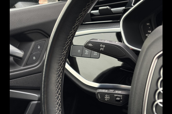 Audi Q3 45 TFSI e S edition - 3x S-Line l Panorama l Camera l Memory l Apple carplay l ACC