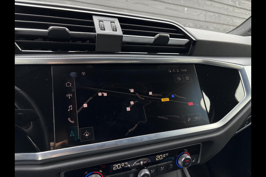 Audi Q3 45 TFSI e S edition - 3x S-Line l Panorama l Camera l Memory l Apple carplay l ACC