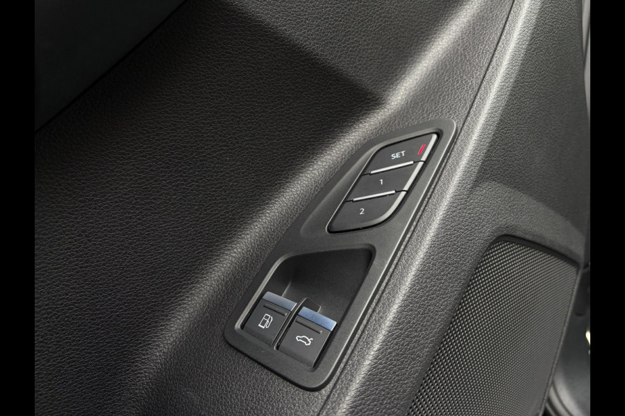 Audi Q3 45 TFSI e S edition - 3x S-Line l Panorama l Camera l Memory l Apple carplay l ACC